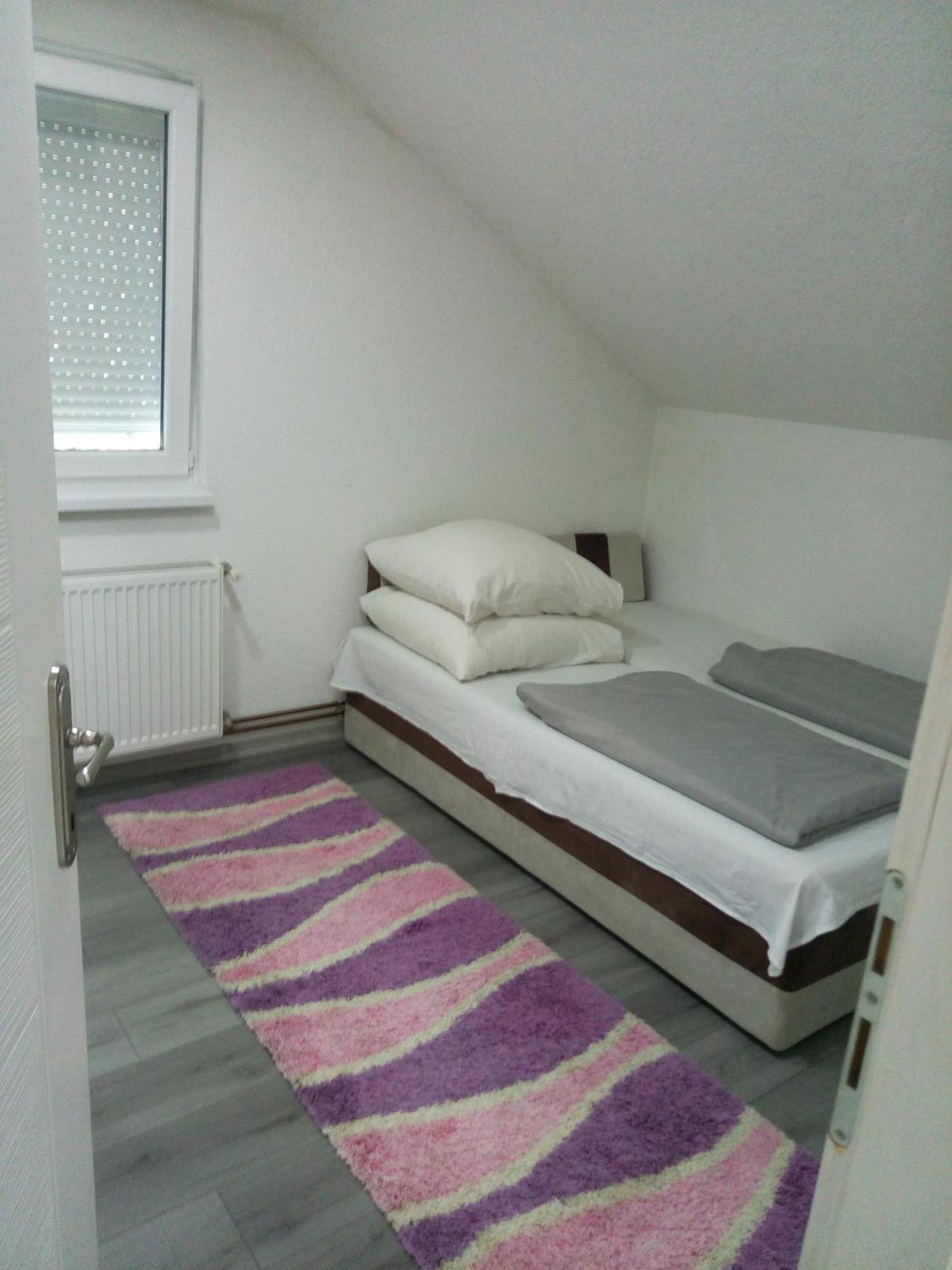Apartman All Seasons Hotonj Quarto foto